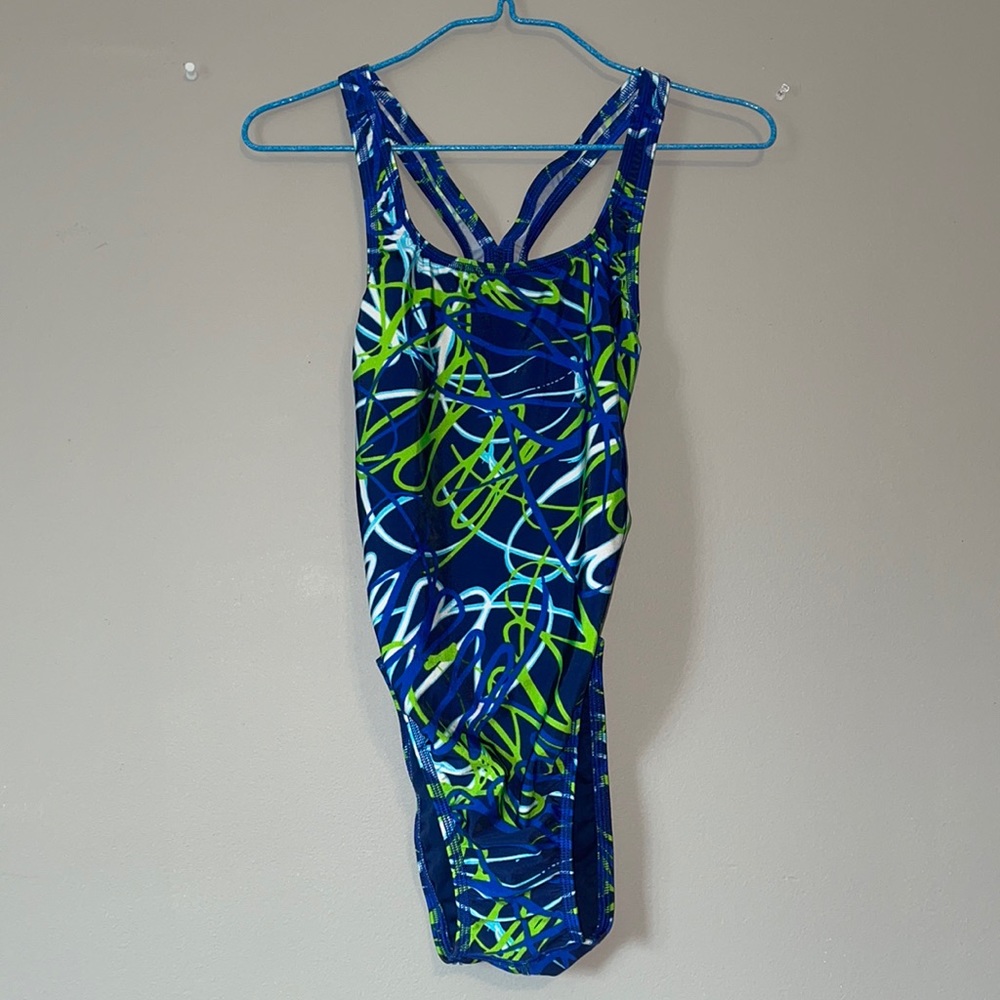 speedo 6/32 one piece swimsuit